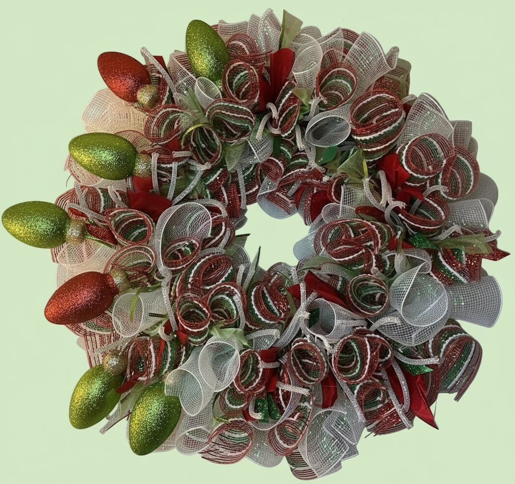 Christmas Light Deco Mesh Wreath – 21”