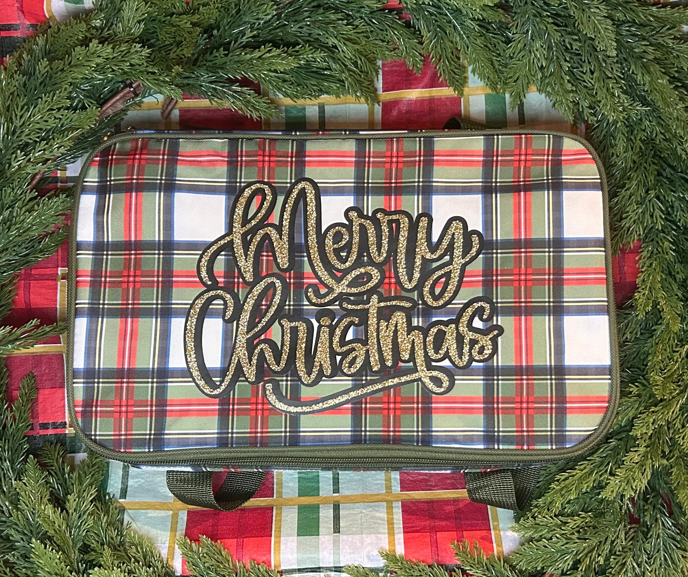 Merry Christmas Casserole Dish & Insulated Carrier