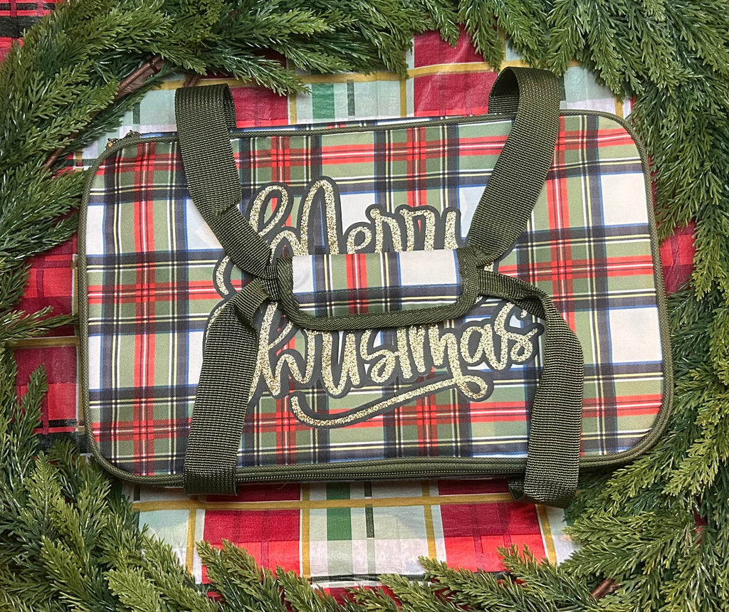 Merry Christmas Casserole Dish & Insulated Carrier