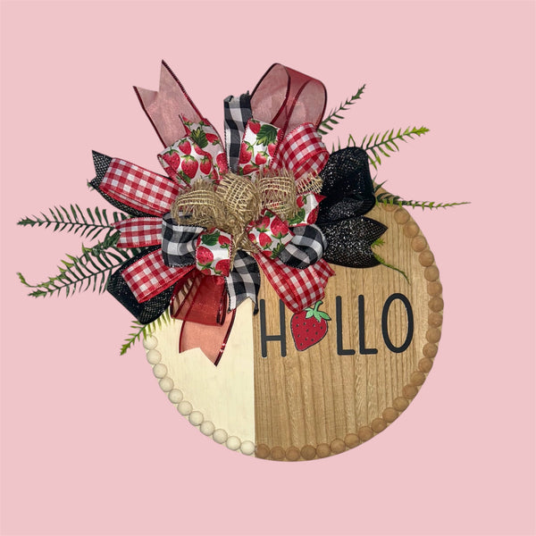 🍓Hello Strawberry Door Hanger - 15”